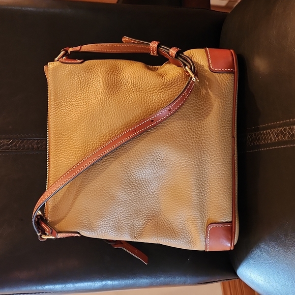 Dooney and Bourke Purse - Picture 2 of 9